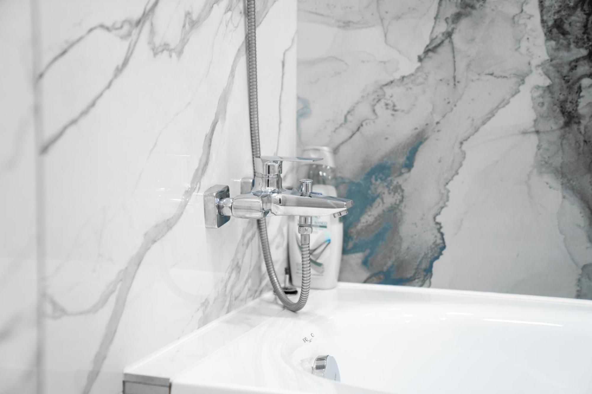 Luxury New Avram Iancu Apartments Chişinǎu Buitenkant foto